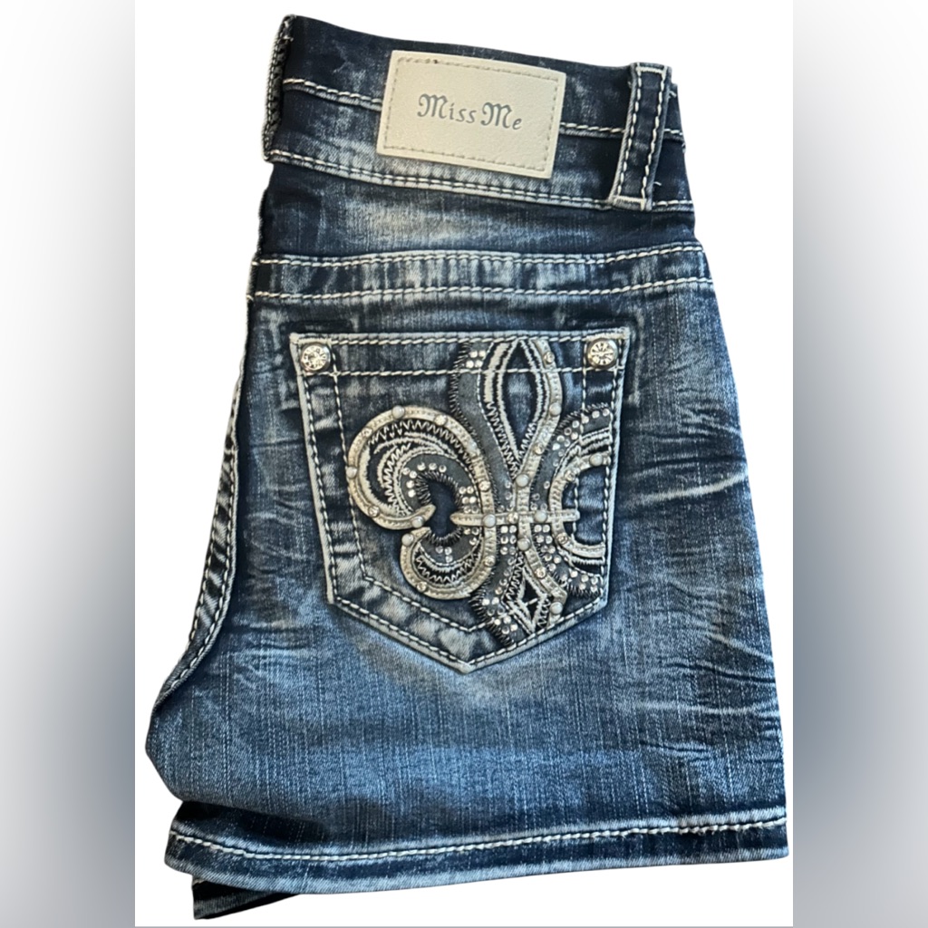 Miss Me Size 24 Mid Rise Embellished Dark Wash Jeans With Rhinestone Nwot